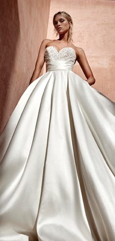 Vestidos de novia corte en A Pronovias