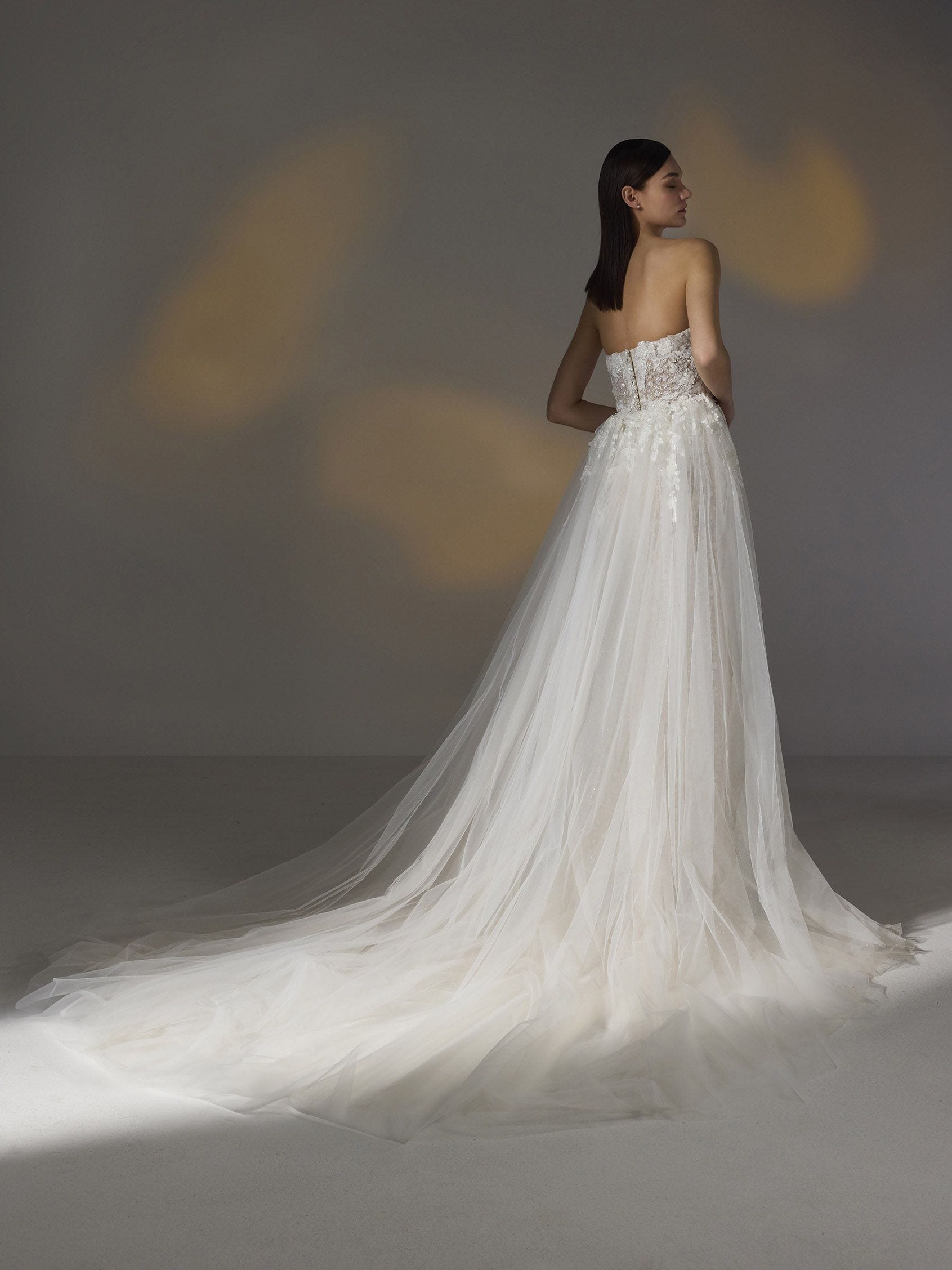 Pronovias usa inc hotsell