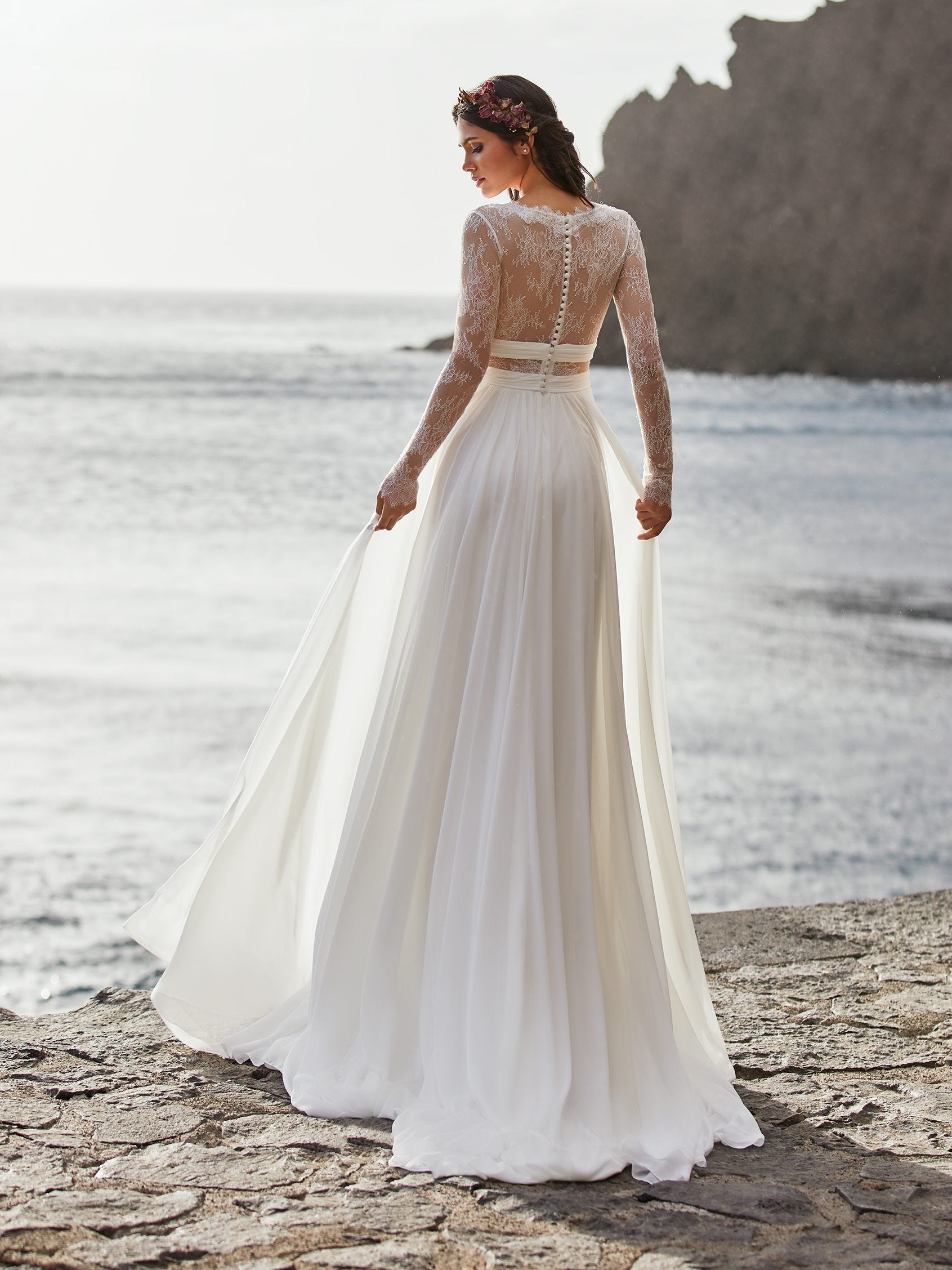 Pronovias 2024 boho chic