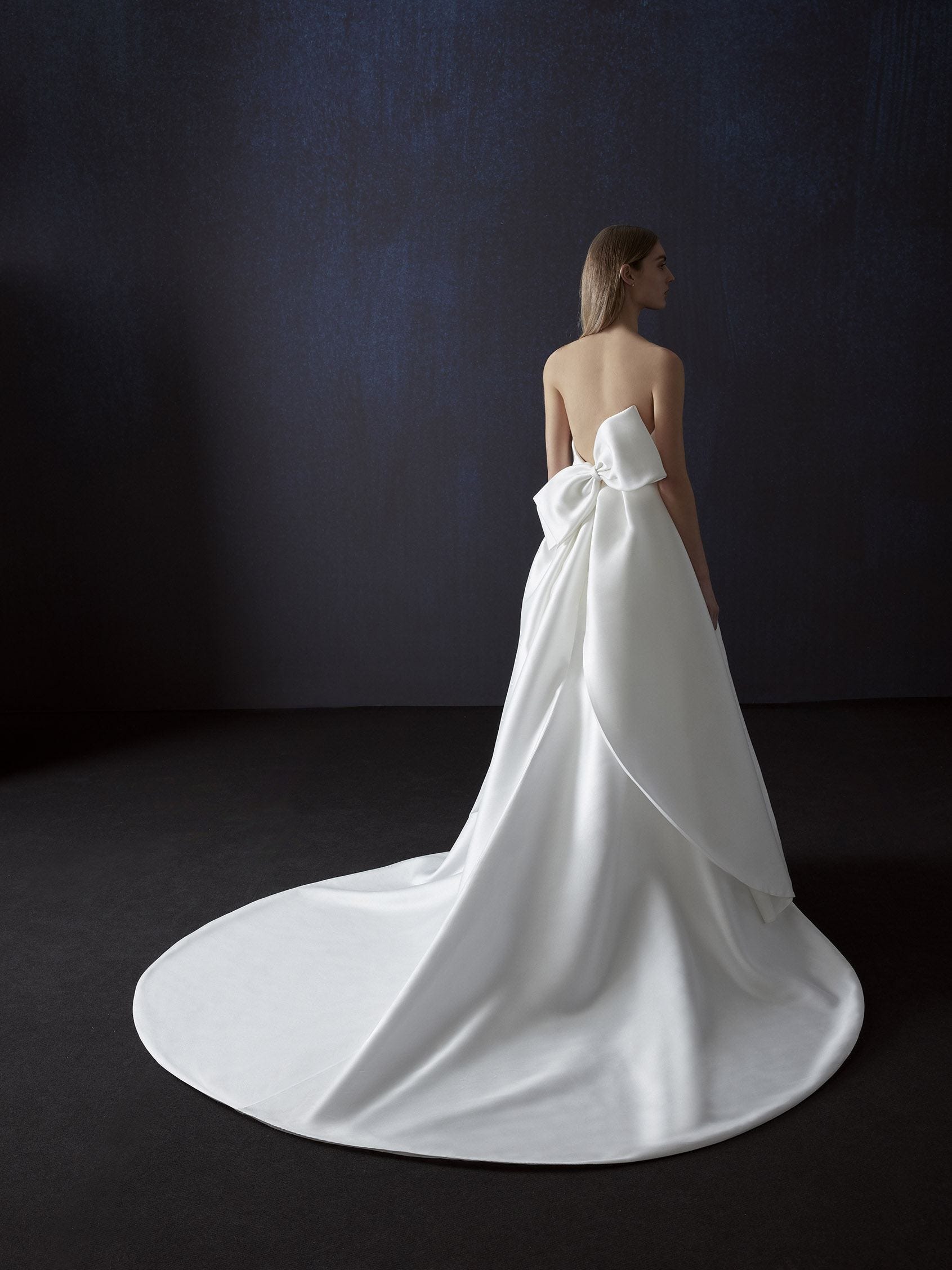 Robes de Mariee mode nuptiale par excellence Pronovias