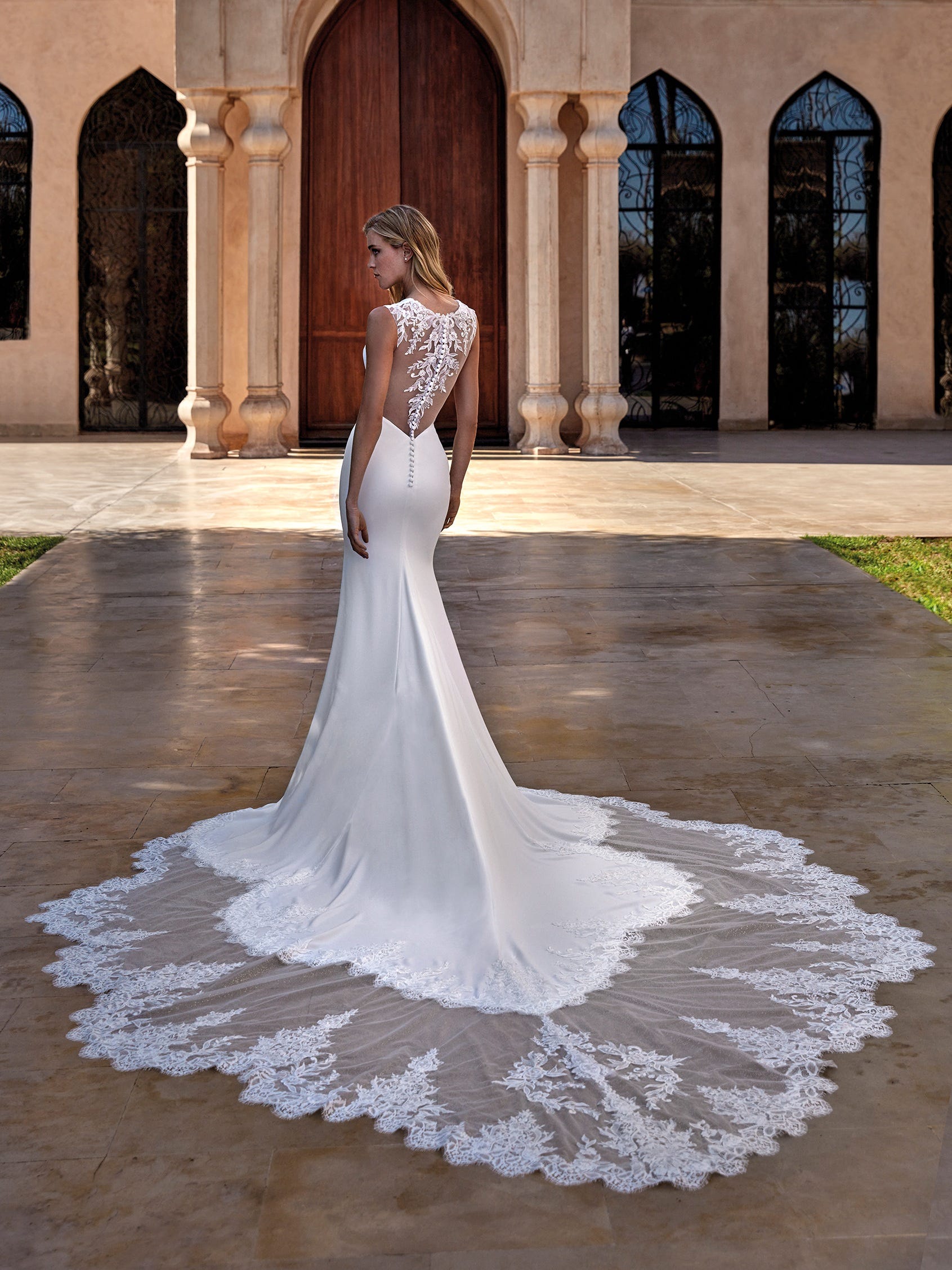 Mermaid flare outlet wedding dresses