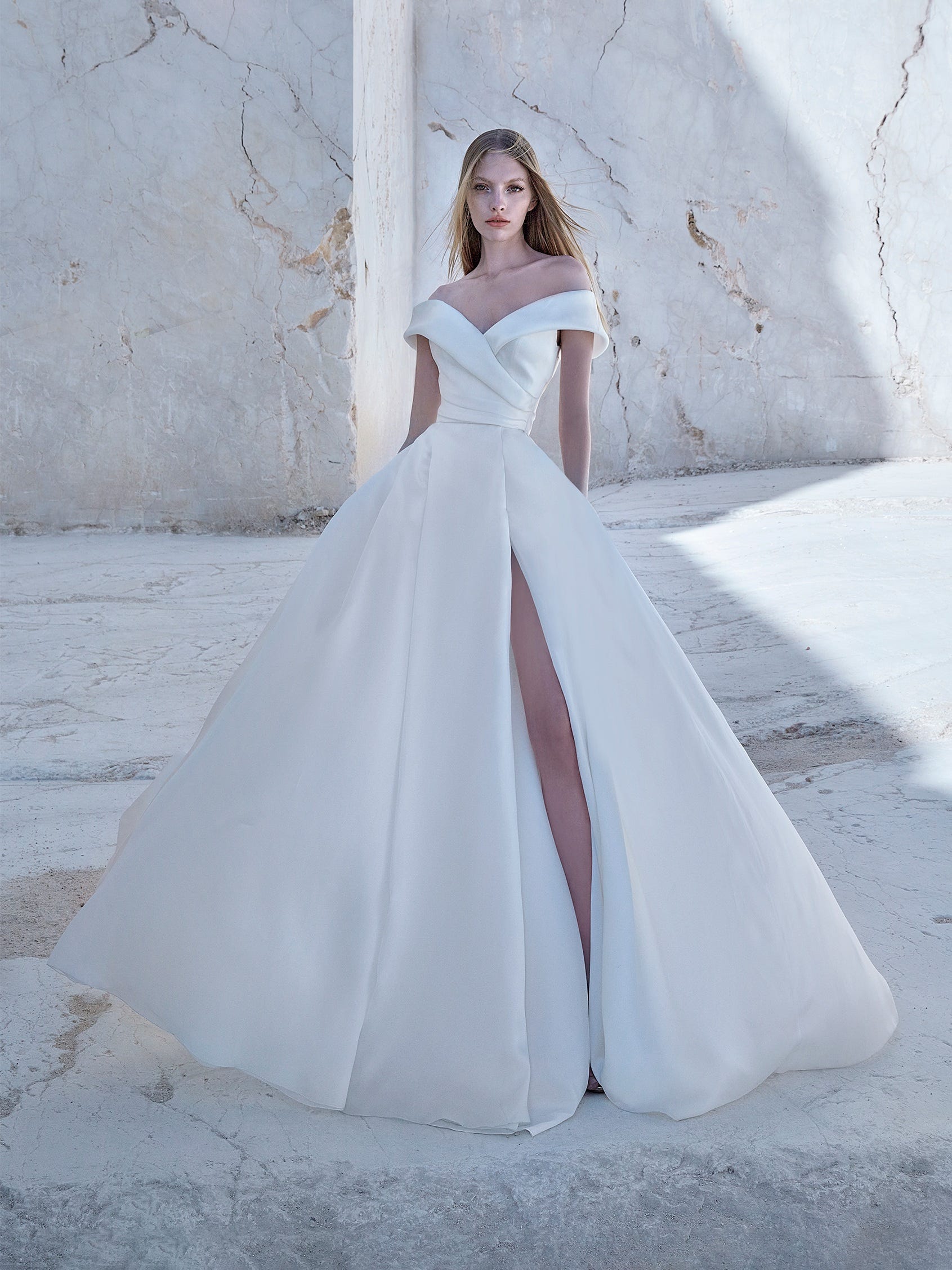 Off-the-Shoulder Wedding Dresses: A Timeless Style | Pronovias