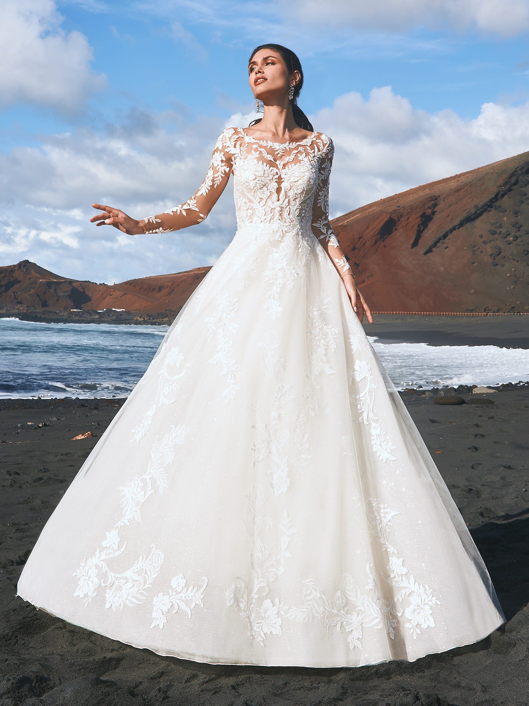 ARIEL | Pronovias | QR