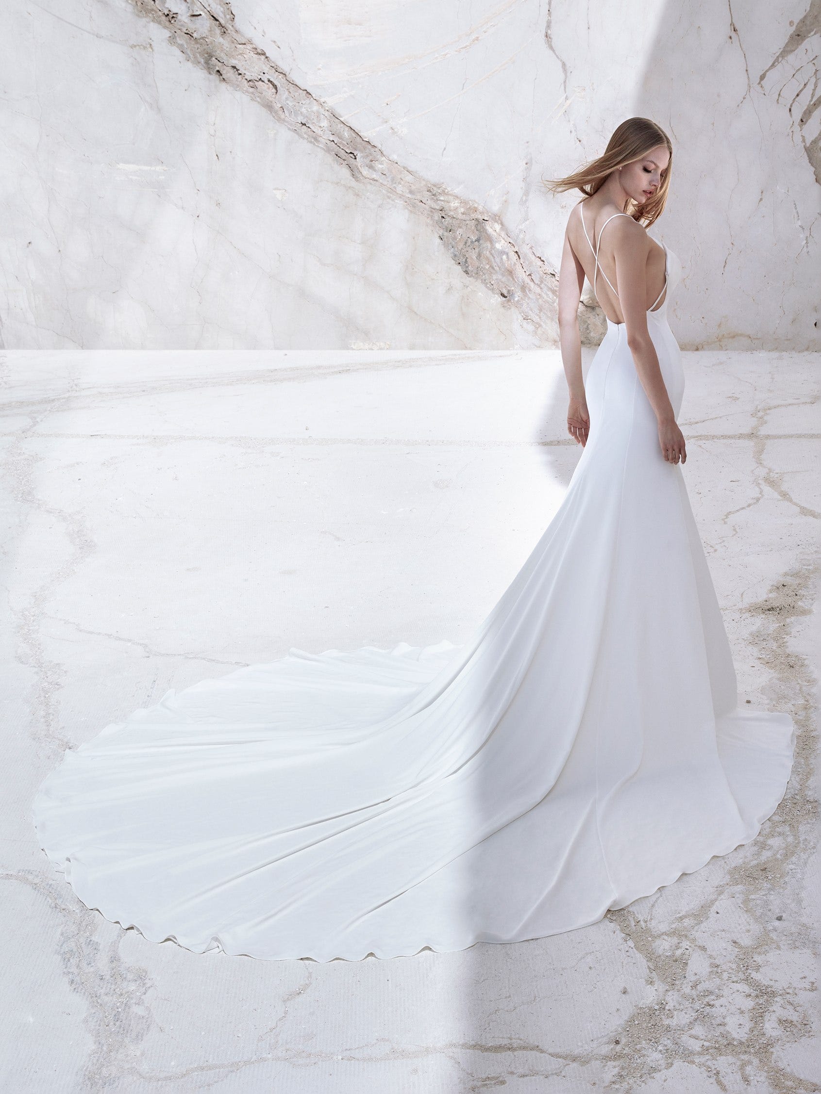 2024 Bridal Collection: Luxury Wedding Dresses