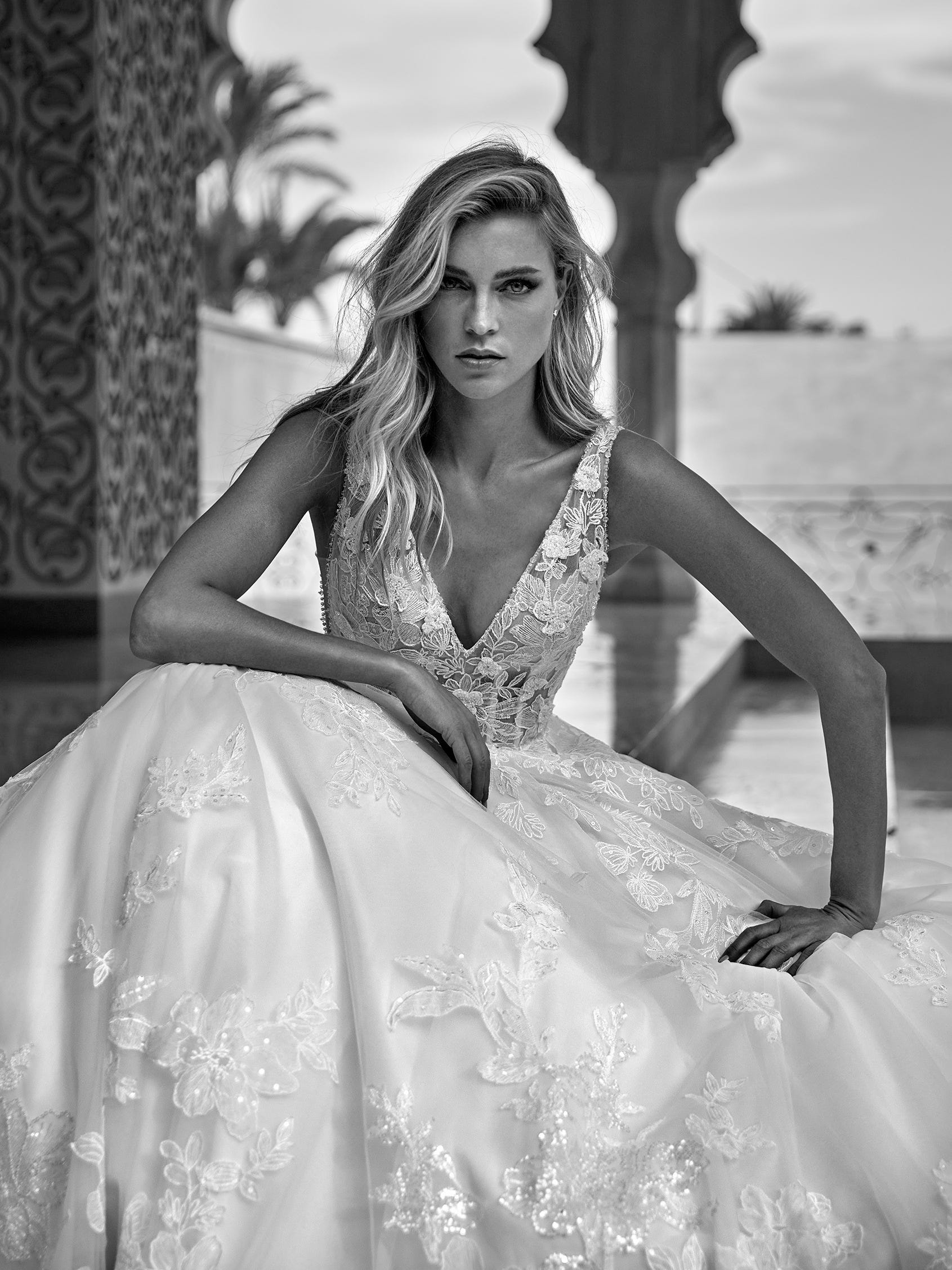 Pronovias taglie sale forti