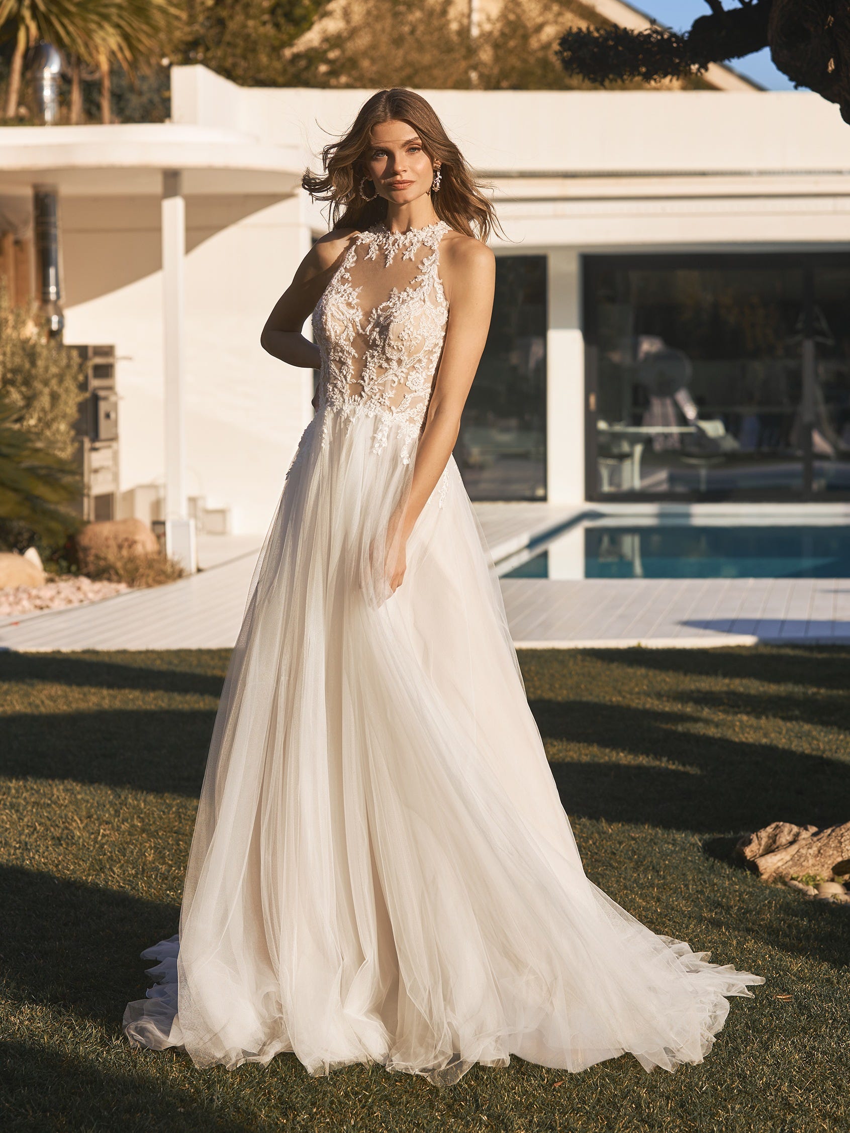 Pronovias Lace Wedding Dress