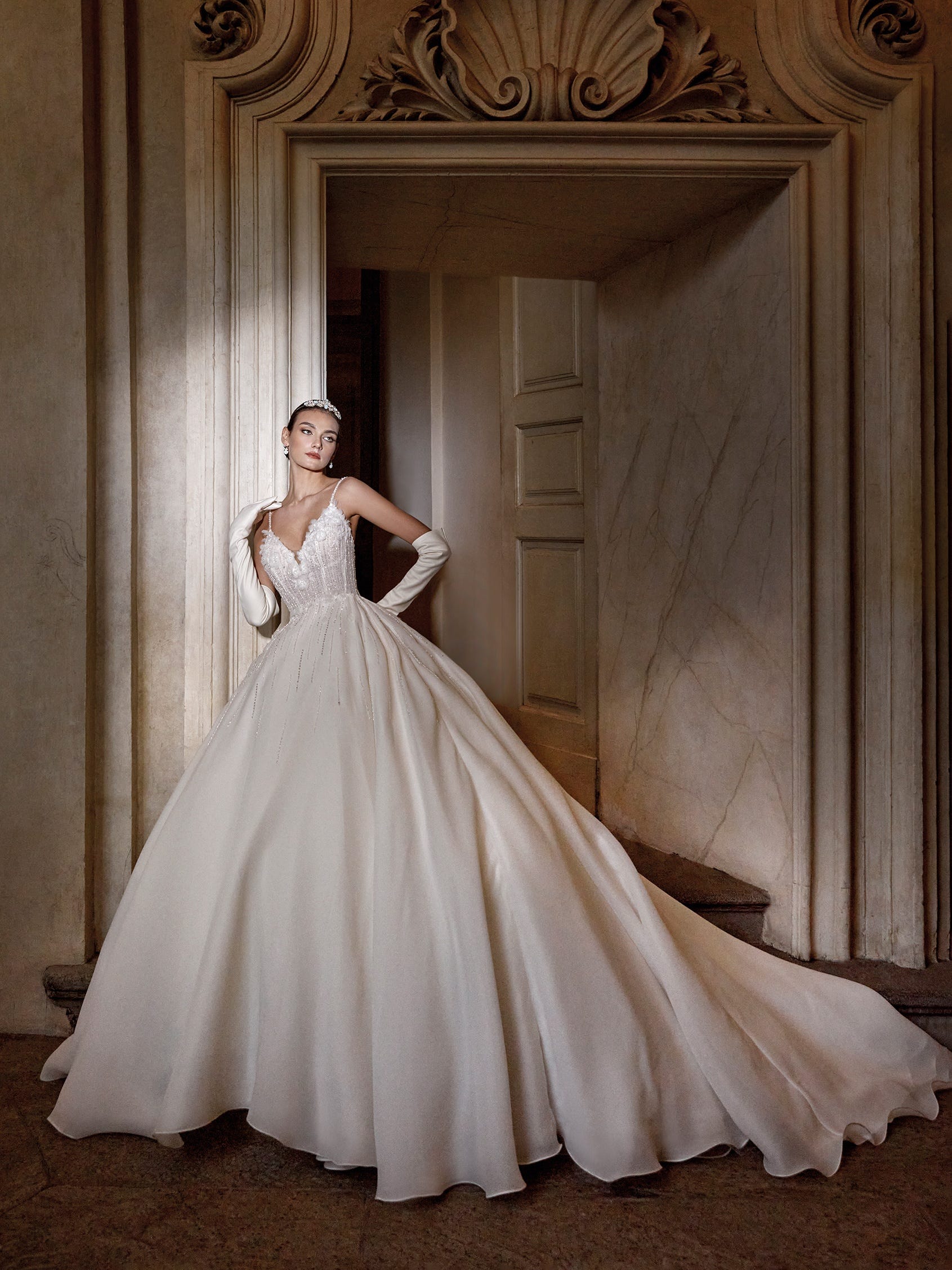 Vestidos de noiva clássicos: a elegância atemporal
