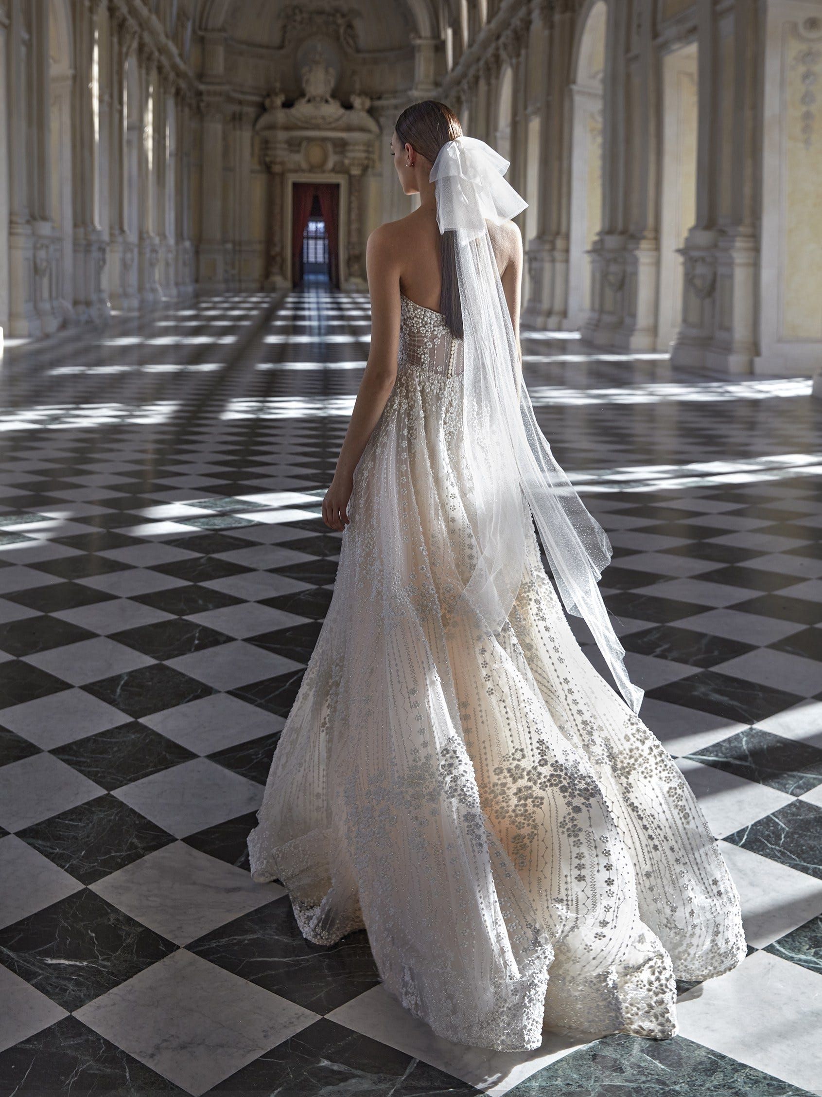 Princess Wedding Dresses: Experience the Magic | Pronovias