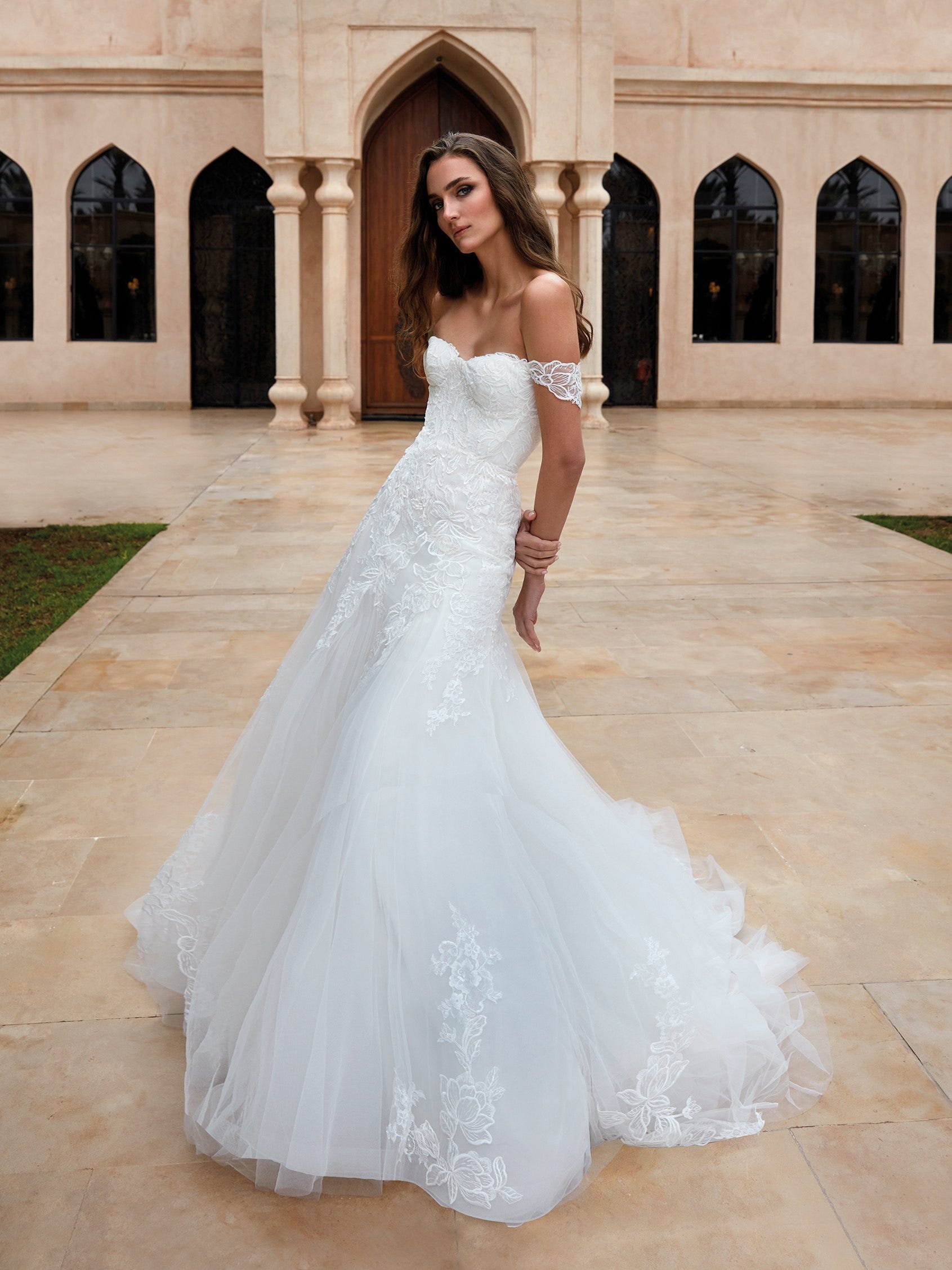 Robes de Mari e en Tulle Pronovias