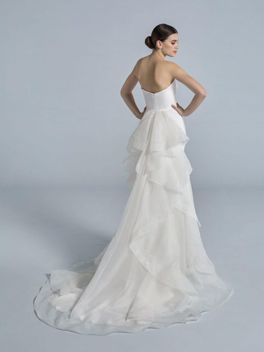 Detachable Trains | Pronovias