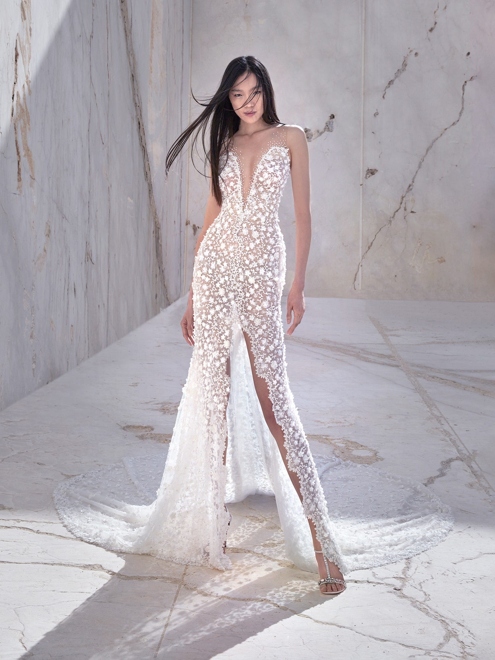 2024 Bridal Collection: Luxury Wedding Dresses