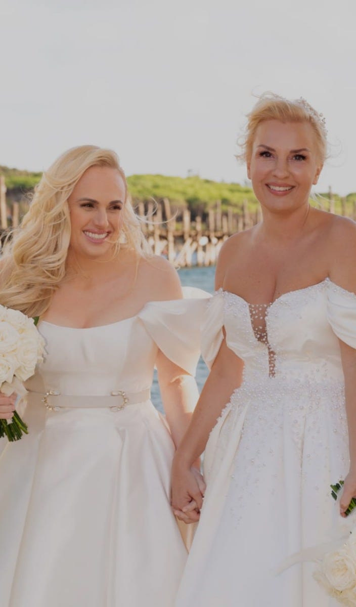 La boda de Rebel Wilson y Ramona Agruma