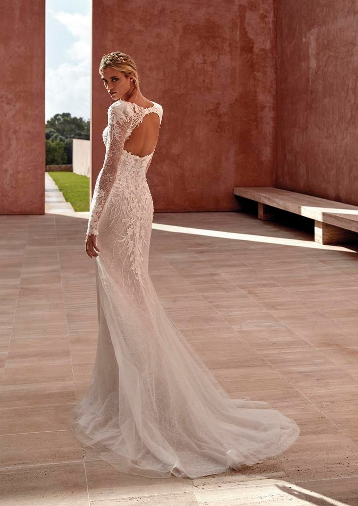 Blonde and hotsell wise wedding dresses