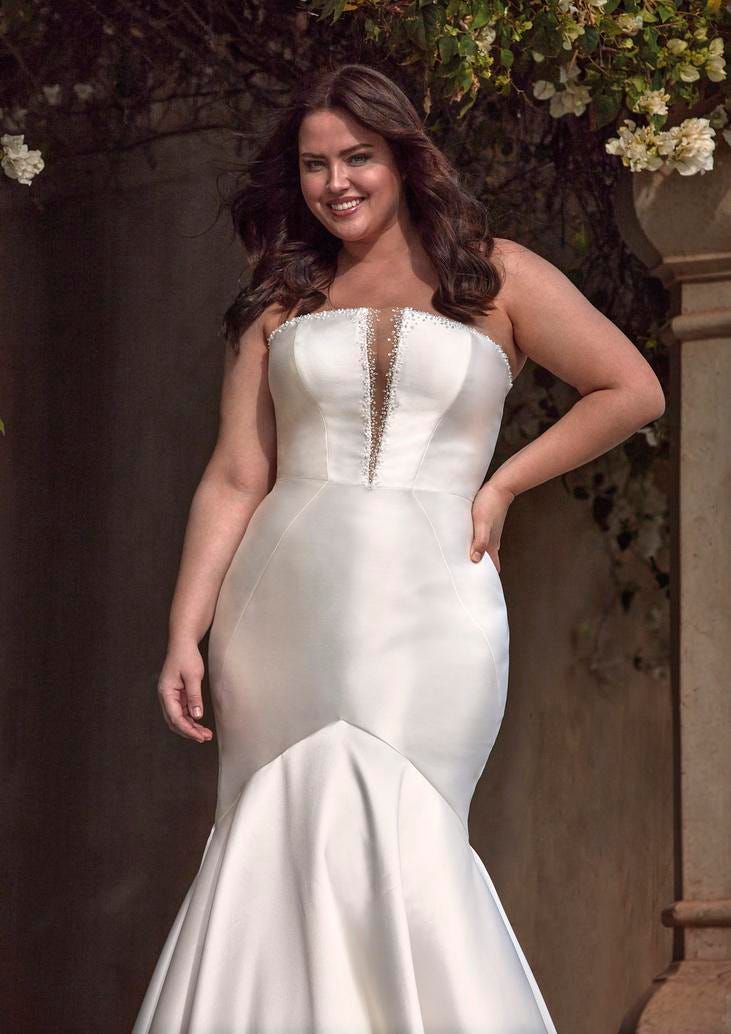 Abiti da sposa curvy come scegliere il modello perfetto Pronovias