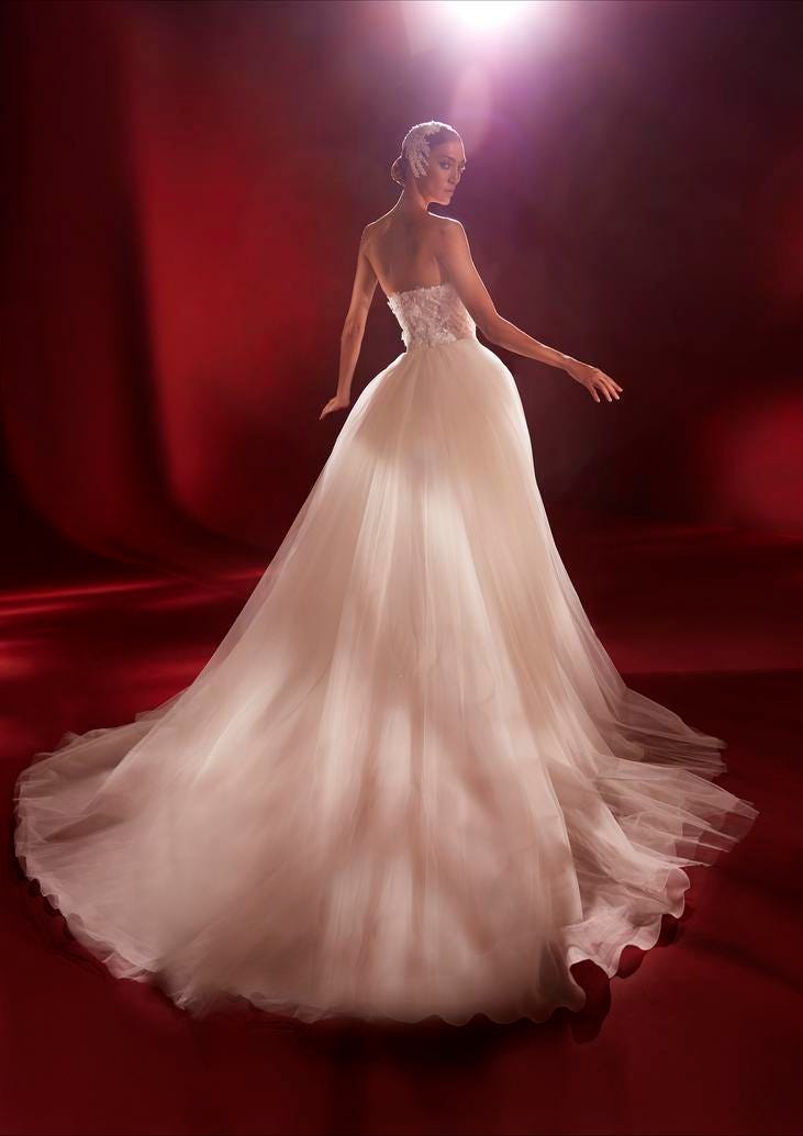 Short wedding dress on sale with detachable overskirt